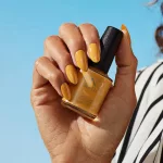 CND Vinylux Limoncello #406 tartós körömlakk limitált 15ml